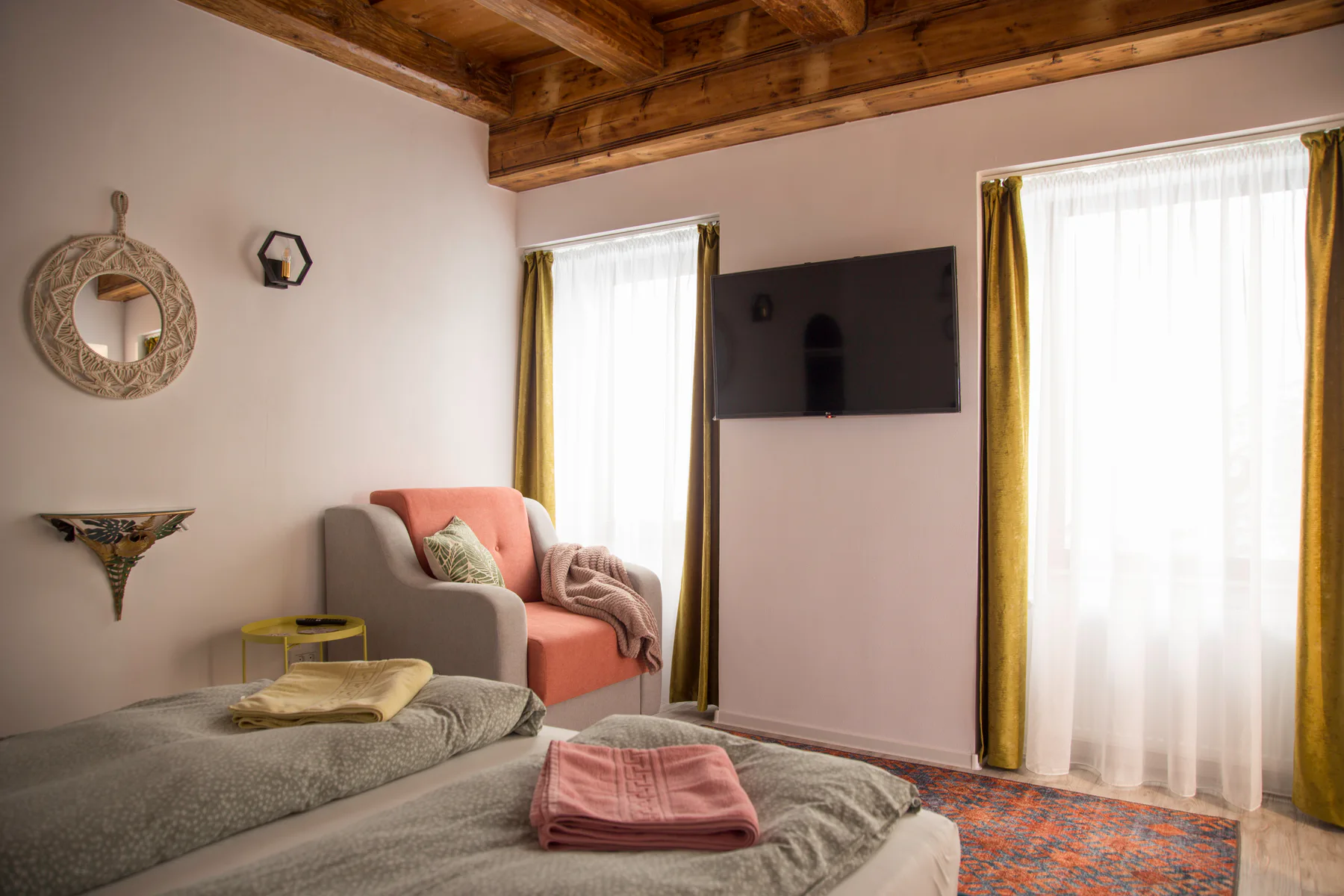 Csilla's Tiny Hideaway — view 2