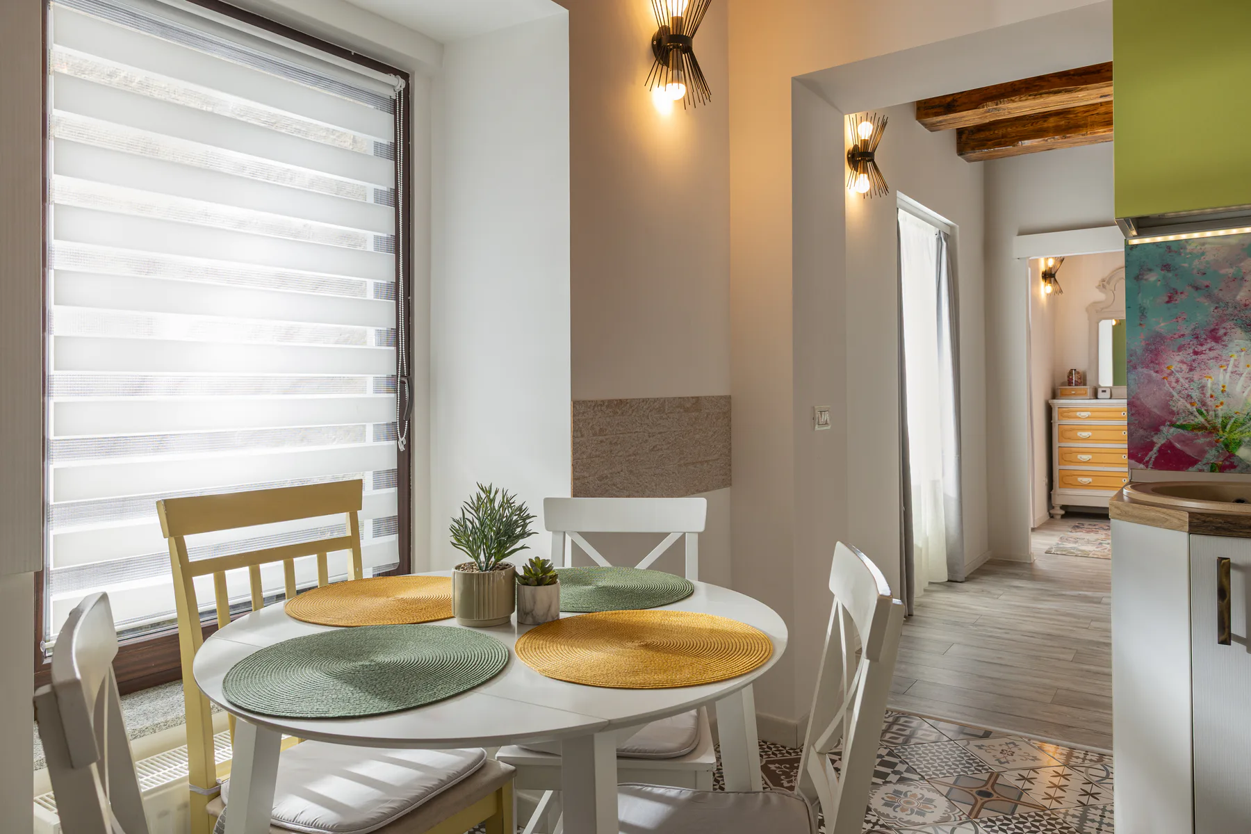 Little Julia's Hideaway — view 7